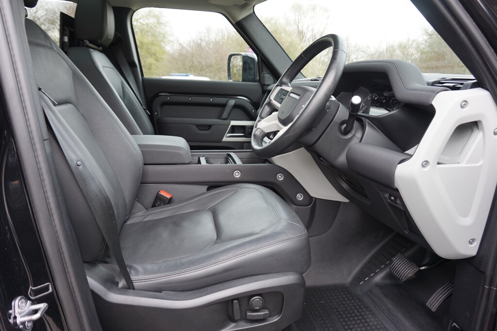 Used Land Rover Defender 2022 for sale - 76540178: Photo 37