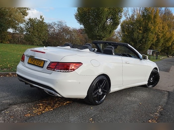 Used Mercedes-Benz E Class 2013 for sale - 76447355: Photo