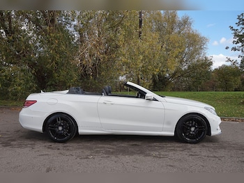 Used Mercedes-Benz E Class 2013 for sale - 76447355: Photo