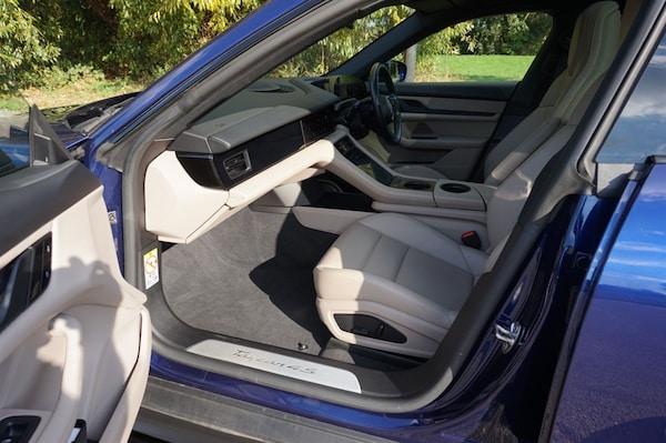 Used Porsche Taycan 2021 for sale - 76168907: Photo 8