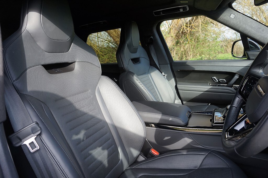 Used Land Rover Range Rover Sport 2024 for sale - 77899100: Photo 31