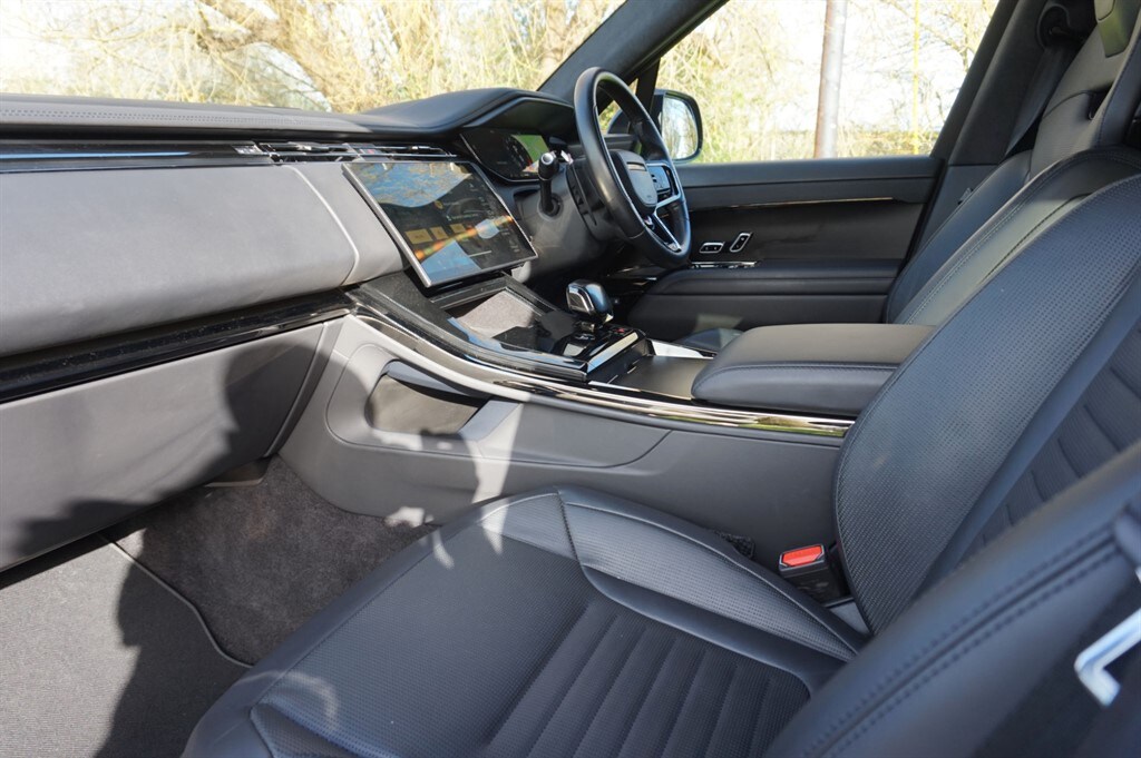 Used Land Rover Range Rover Sport 2024 for sale - 77899100: Photo 8