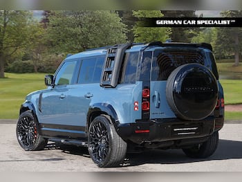 Used Land Rover Defender 2021 for sale - 79768975: Photo