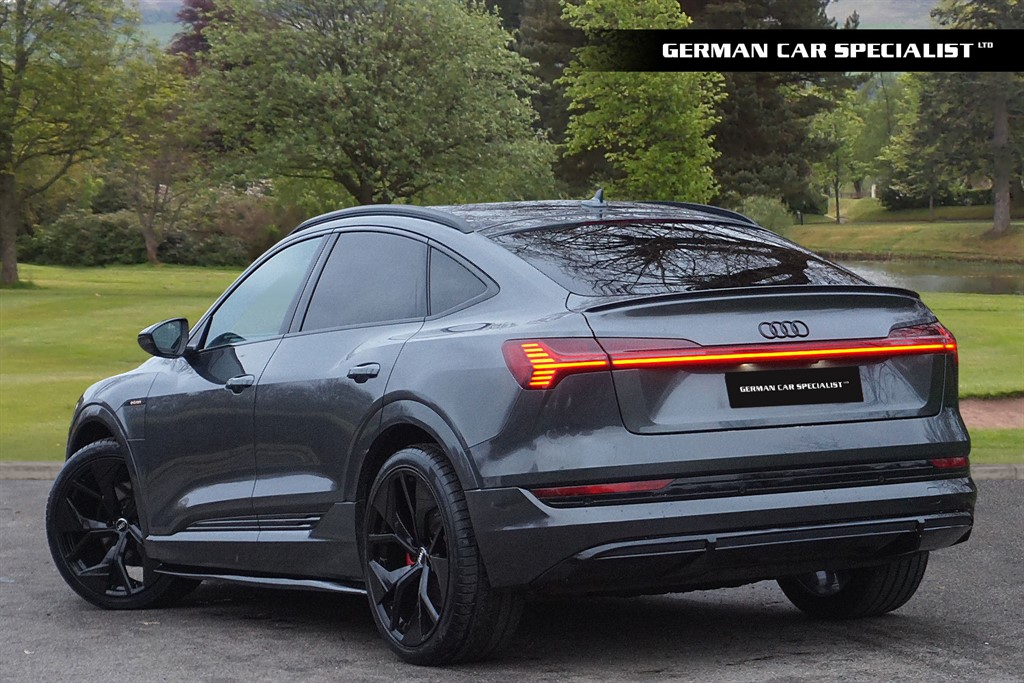 Used Audi e-tron 2022 for sale - 78216053: Photo 2