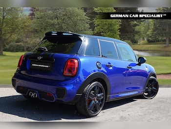 Used MINI Hatch 2018 for sale - 79270120: Photo
