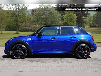 Used MINI Hatch 2018 for sale - 79270120: Photo