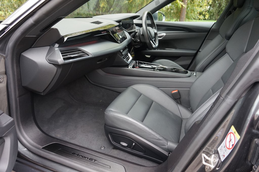 Used Audi e-tron GT 2022 for sale - 76015337: Photo 25