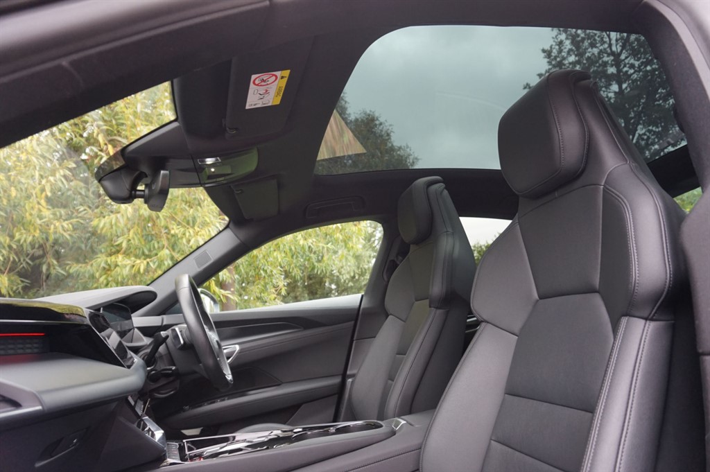 Used Audi e-tron GT 2022 for sale - 76015337: Photo 26