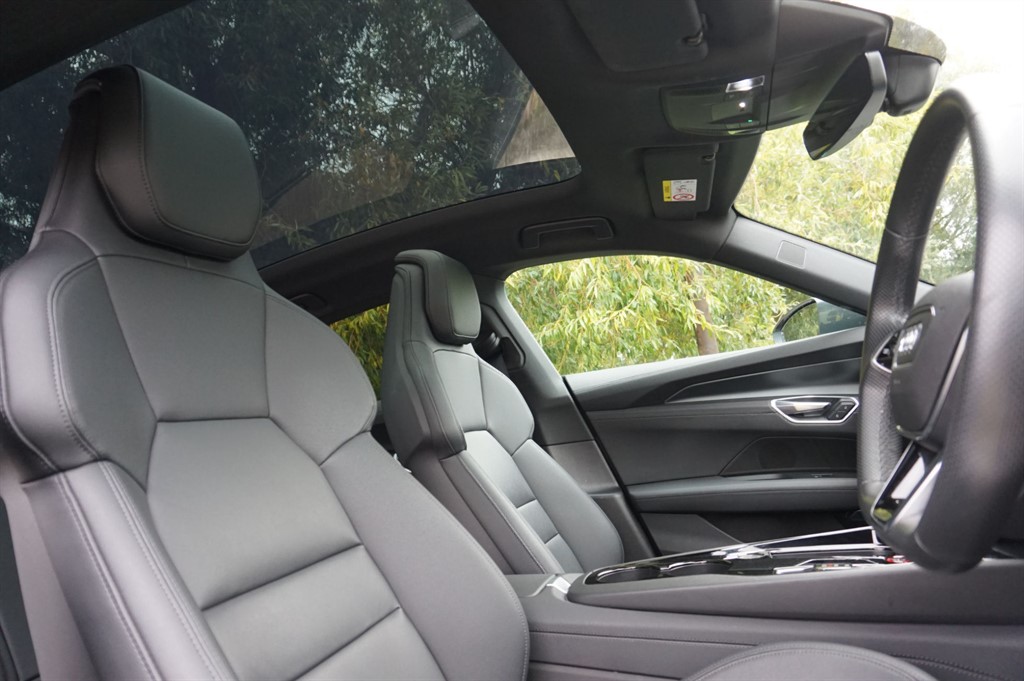 Used Audi e-tron GT 2022 for sale - 76015337: Photo 5