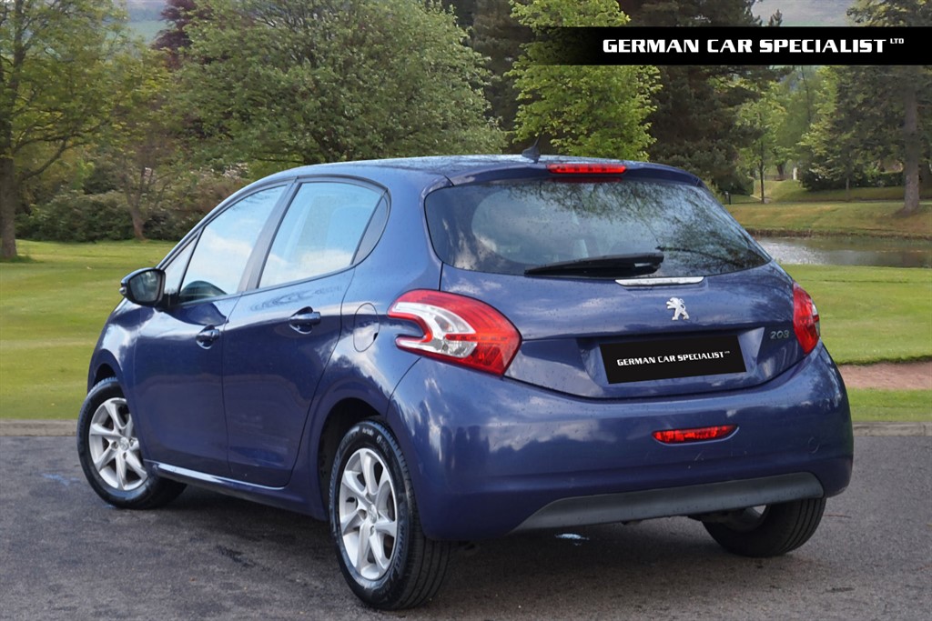 Used Peugeot 208 2015 for sale - 78133730: Photo 2