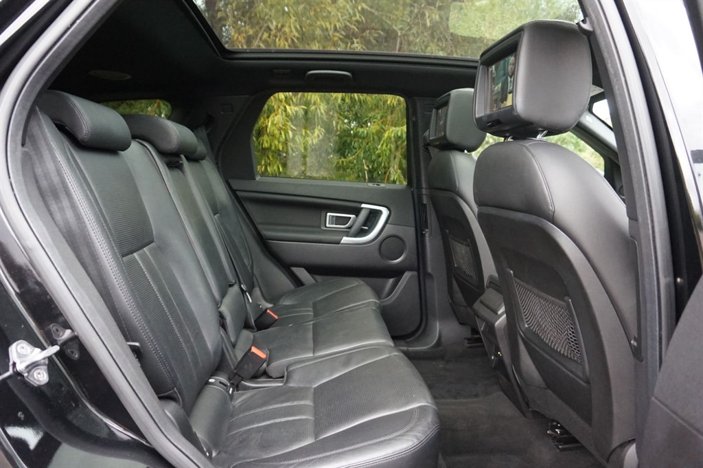 Used Land Rover Discovery Sport 2016 for sale - 76074642: Photo 16