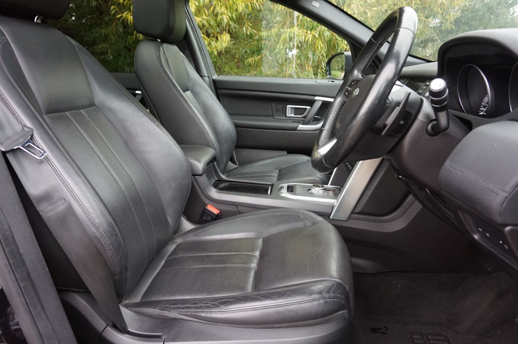 Used Land Rover Discovery Sport 2016 for sale - 76074642: Photo 17