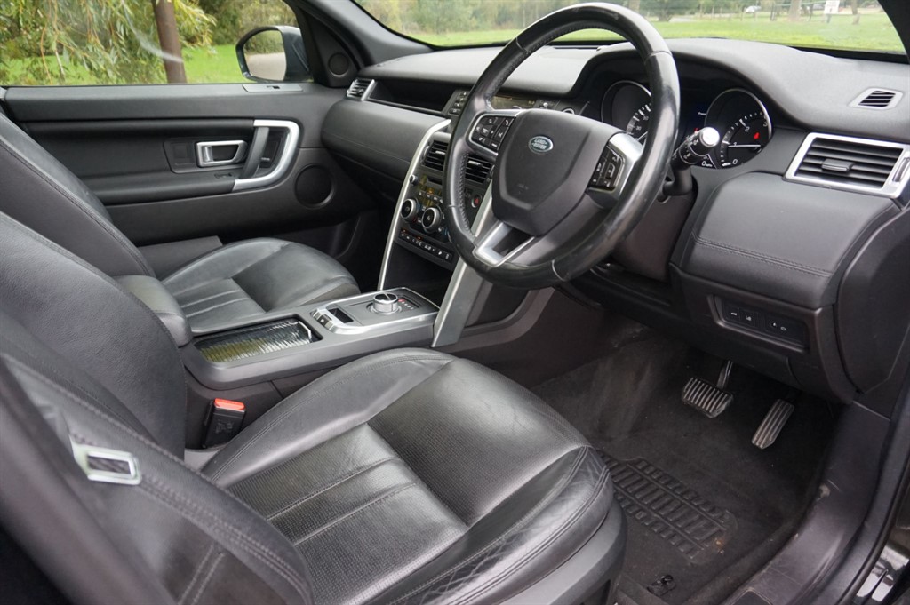 Used Land Rover Discovery Sport 2016 for sale - 76074642: Photo 5