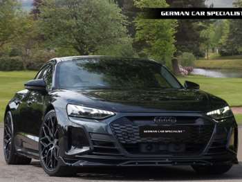 2022 - QUATTRO ** PAN ROOF + B&O HI FI + 22" WHEELS ** 4-Door