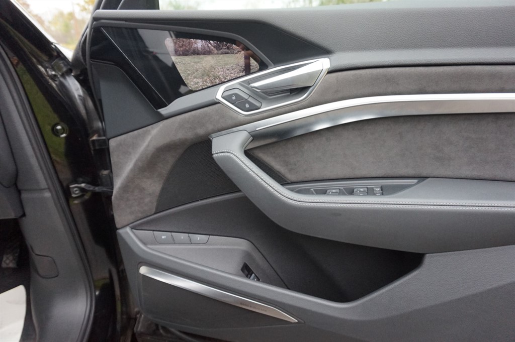 Used Audi e-tron 2021 for sale - 76745629: Photo 23