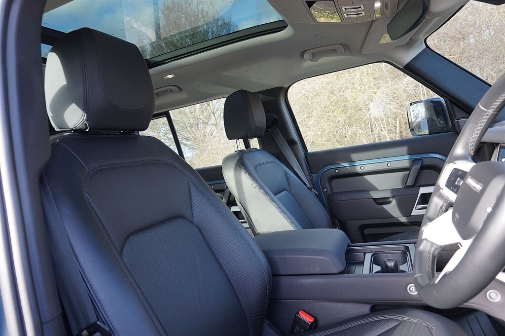 Used Land Rover Defender 2022 for sale - 77513910: Photo 13