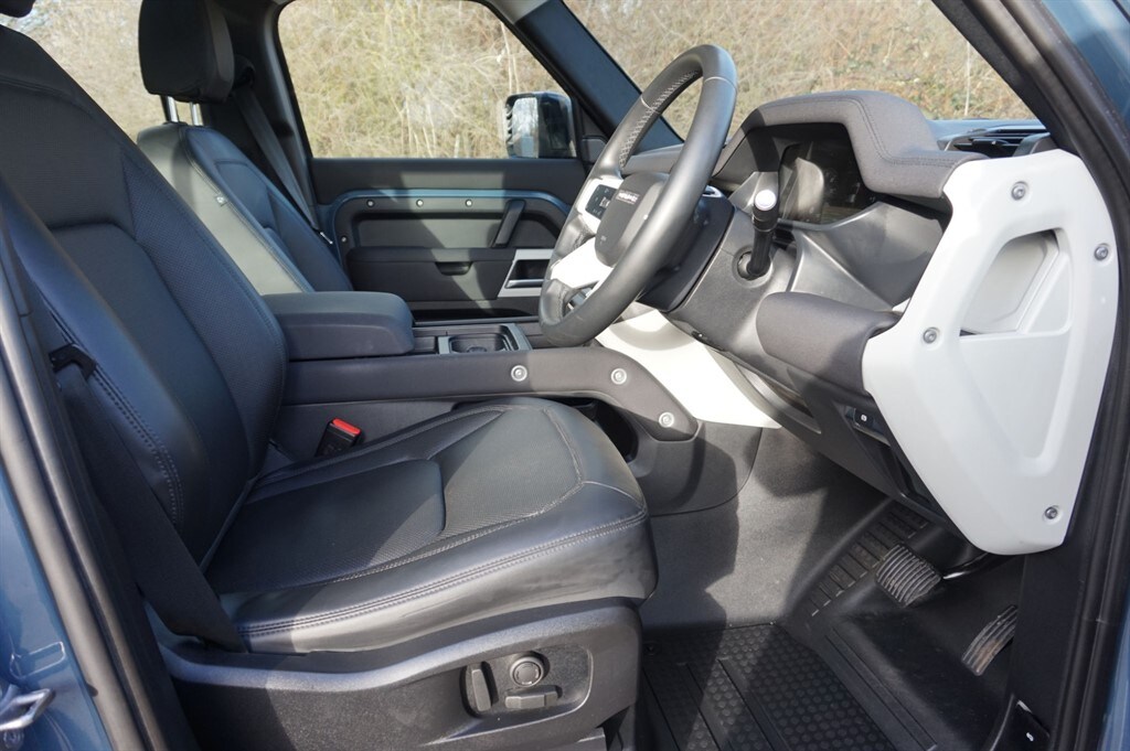 Used Land Rover Defender 2022 for sale - 77513910: Photo 16