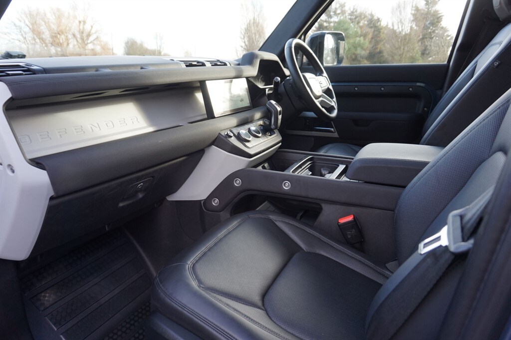 Used Land Rover Defender 2022 for sale - 77513910: Photo 18