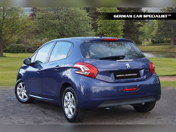 Used Peugeot 208 2015 for sale - 78294093: Photo