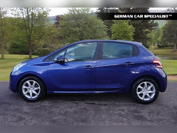 Used Peugeot 208 2015 for sale - 78294093: Photo