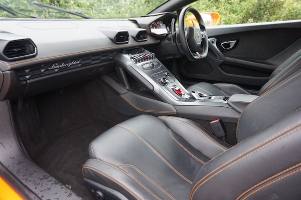 Used Lamborghini Huracan 2015 for sale - 75569950: Photo 6