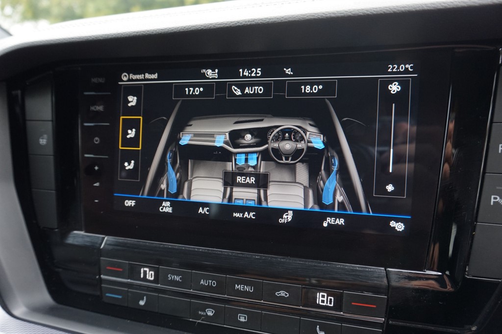 Used Volkswagen Touareg 2020 for sale - 76754884: Photo 22