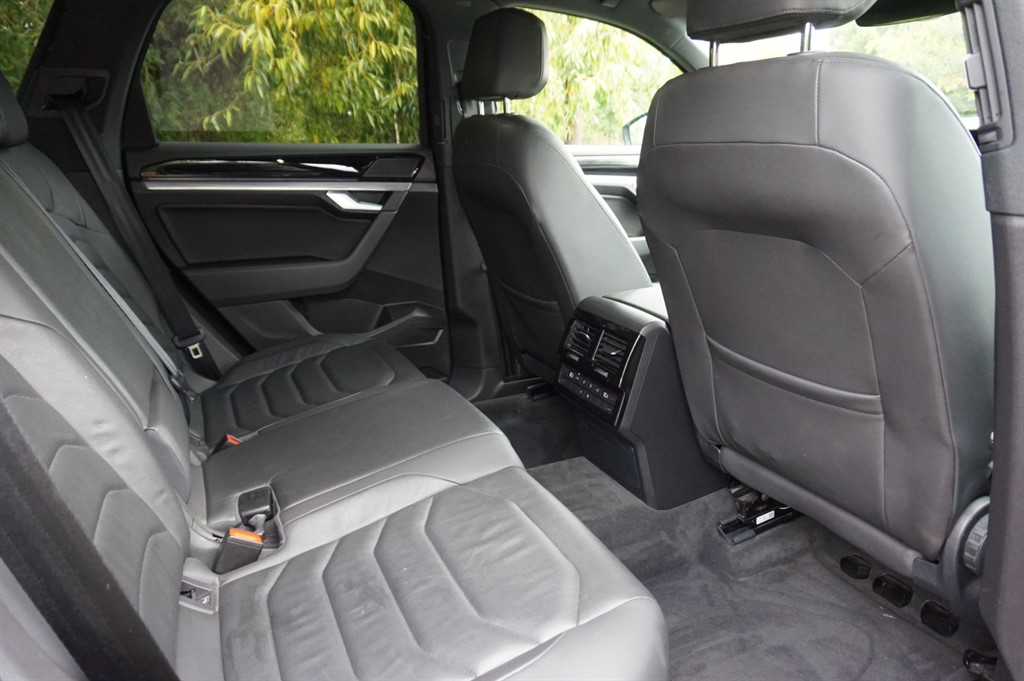 Used Volkswagen Touareg 2020 for sale - 76754884: Photo 24