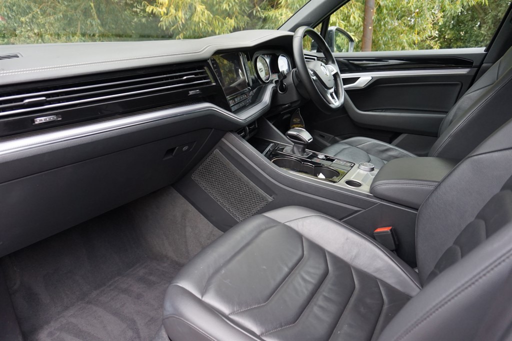 Used Volkswagen Touareg 2020 for sale - 76754884: Photo 7