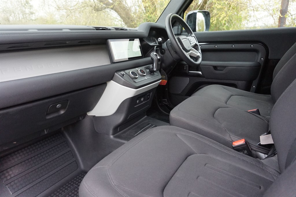 Used Land Rover Defender 2021 for sale - 78061574: Photo 23