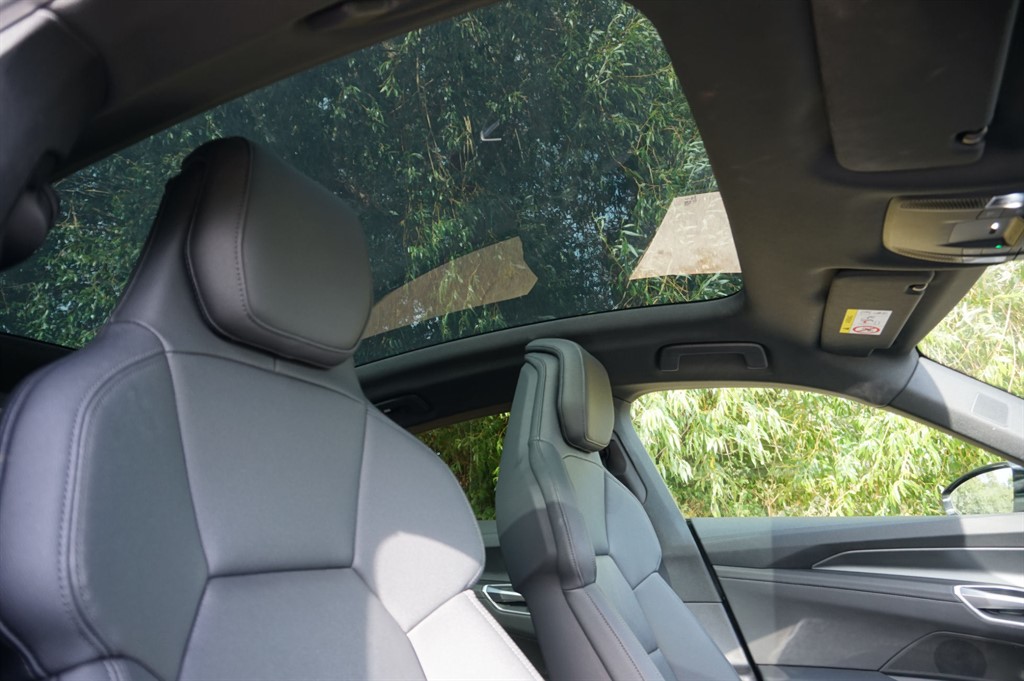 Used Audi e-tron GT 2023 for sale - 76435033: Photo 5