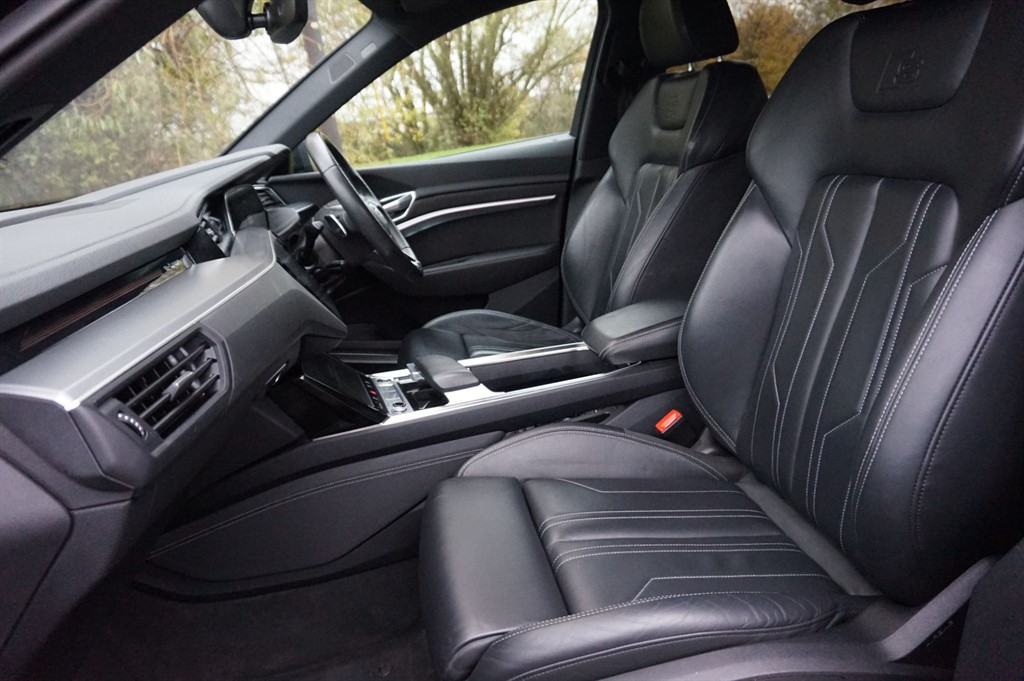 Used Audi e-tron 2021 for sale - 76745624: Photo 5