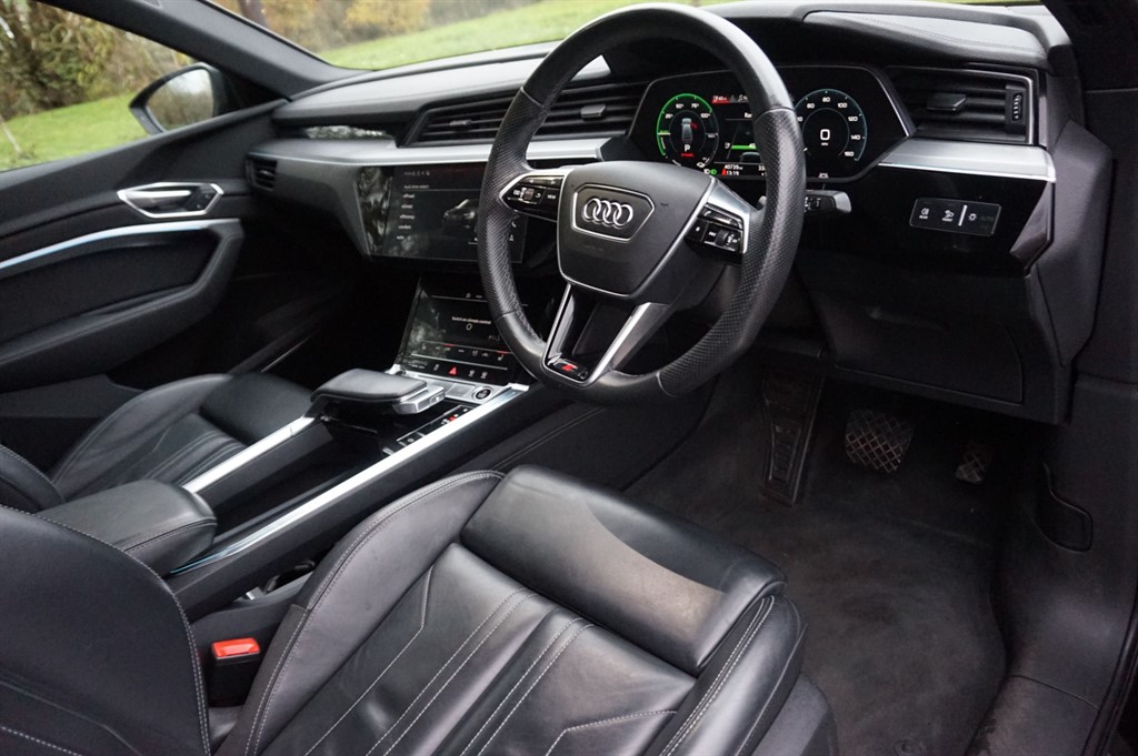 Used Audi e-tron 2021 for sale - 76745624: Photo 6