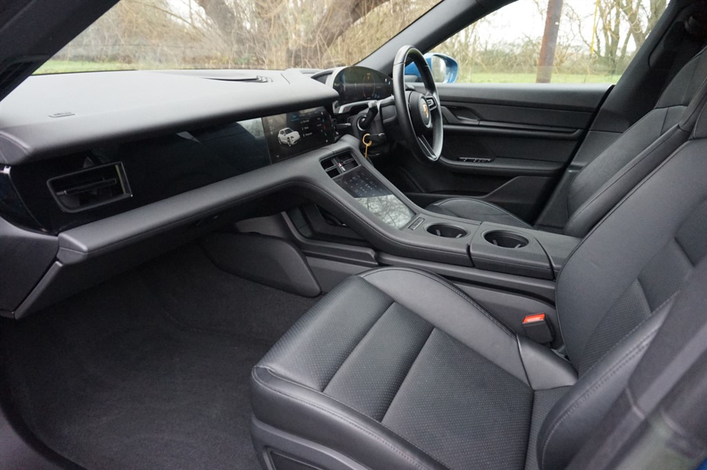 Used Porsche Taycan 2022 for sale - 77178279: Photo 5