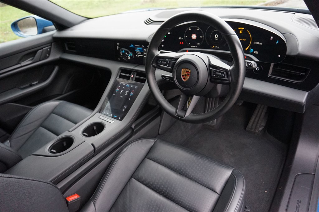 Used Porsche Taycan 2022 for sale - 77178279: Photo 6