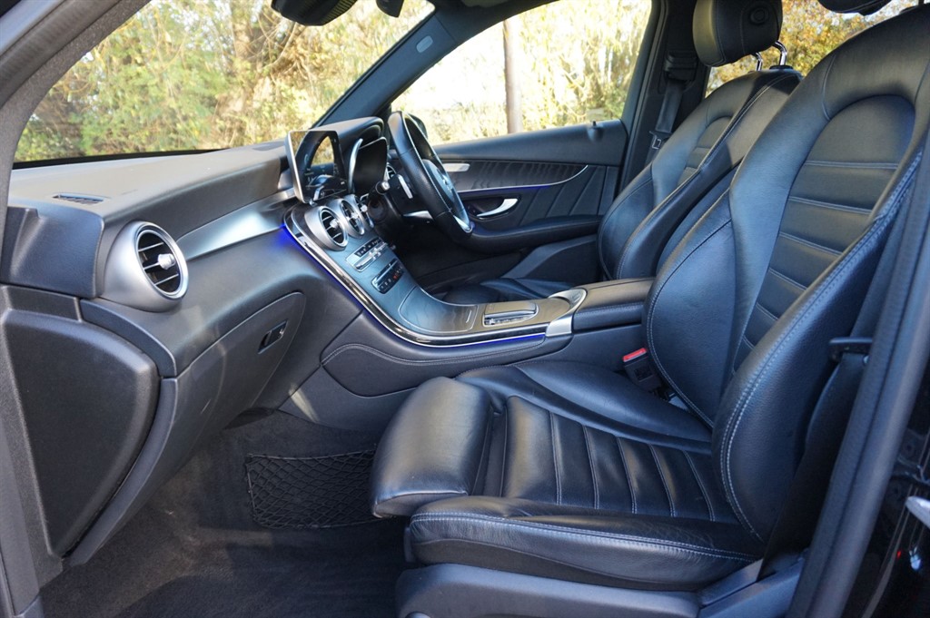 Used Mercedes-Benz GLC 2020 for sale - 76628482: Photo 16