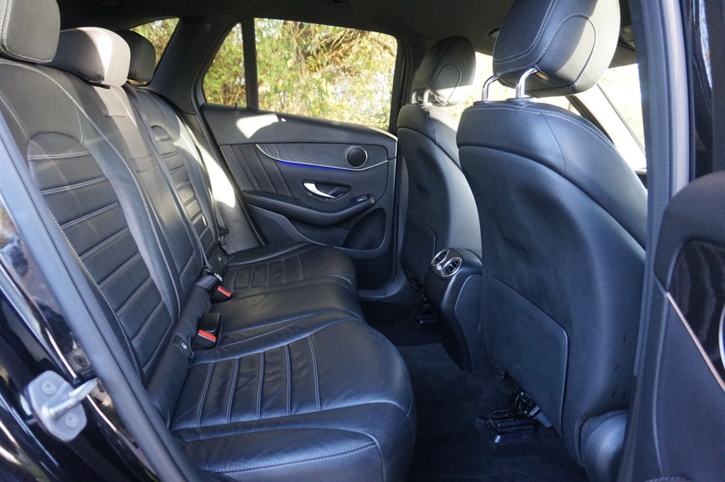 Used Mercedes-Benz GLC 2020 for sale - 76628482: Photo 17