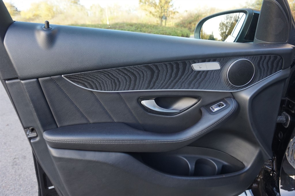 Used Mercedes-Benz GLC 2020 for sale - 76628482: Photo 19