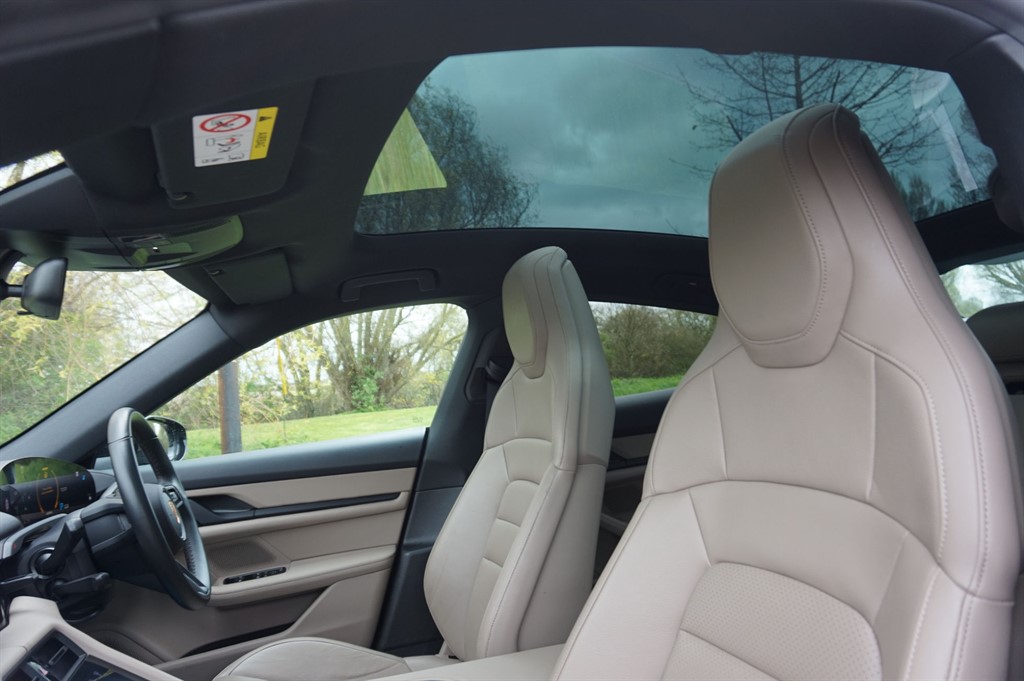 Used Porsche Taycan 2022 for sale - 78063706: Photo 7