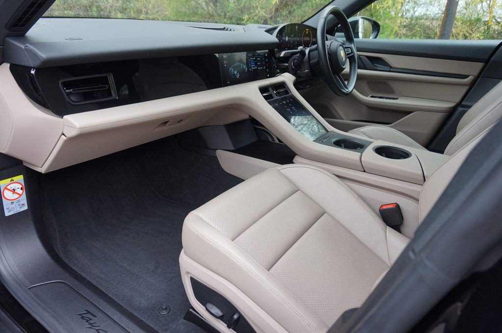 Used Porsche Taycan 2022 for sale - 78063706: Photo 8