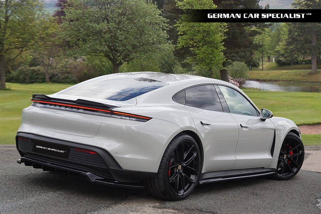 Used Porsche Taycan 2021 for sale - 77855995: Photo 13