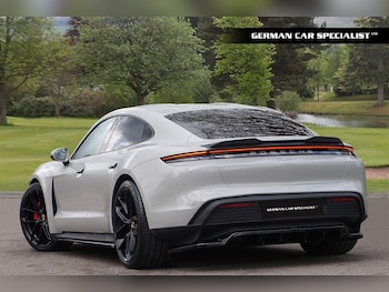 Used Porsche Taycan 2021 for sale - 77855995: Photo