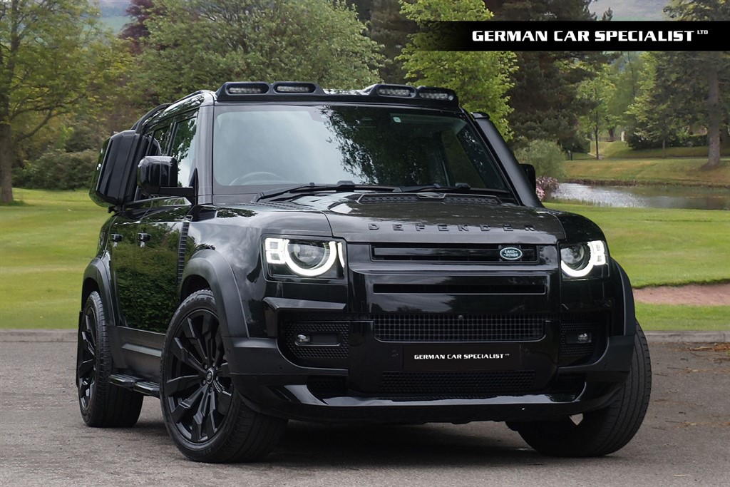 Used Land Rover Defender 2021 for sale - 76856617: Photo 1