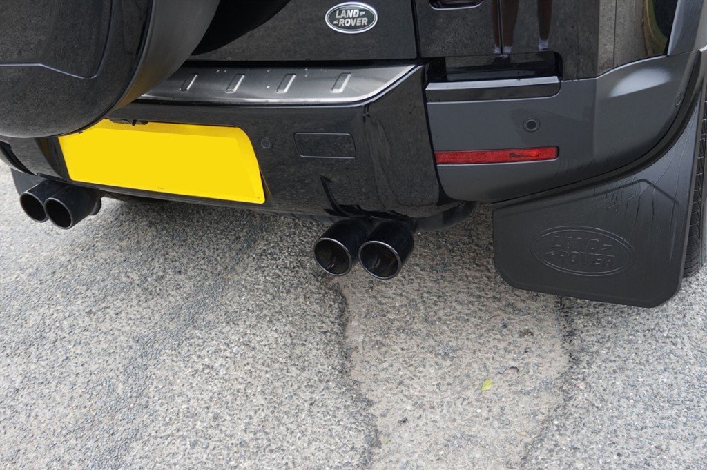 Used Land Rover Defender 2021 for sale - 76856617: Photo 15