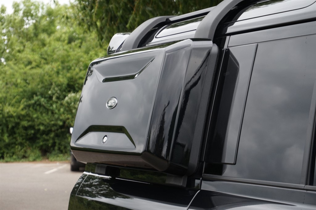 Used Land Rover Defender 2021 for sale - 76856617: Photo 16