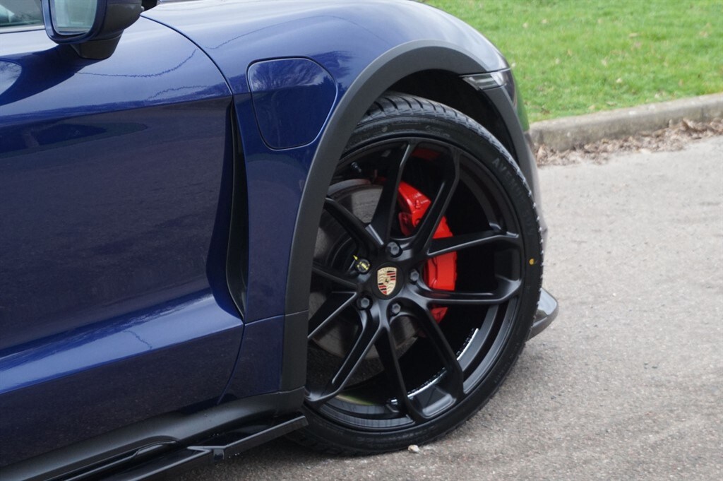 Used Porsche Taycan 2023 for sale - 77726488: Photo 14