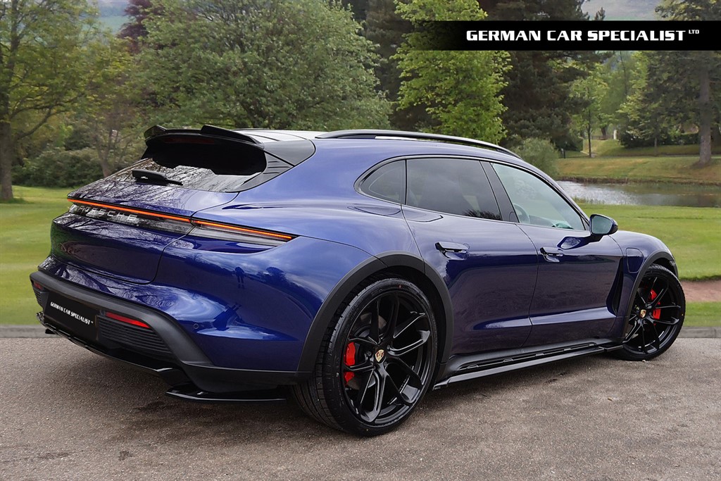 Used Porsche Taycan 2023 for sale - 77726488: Photo 2