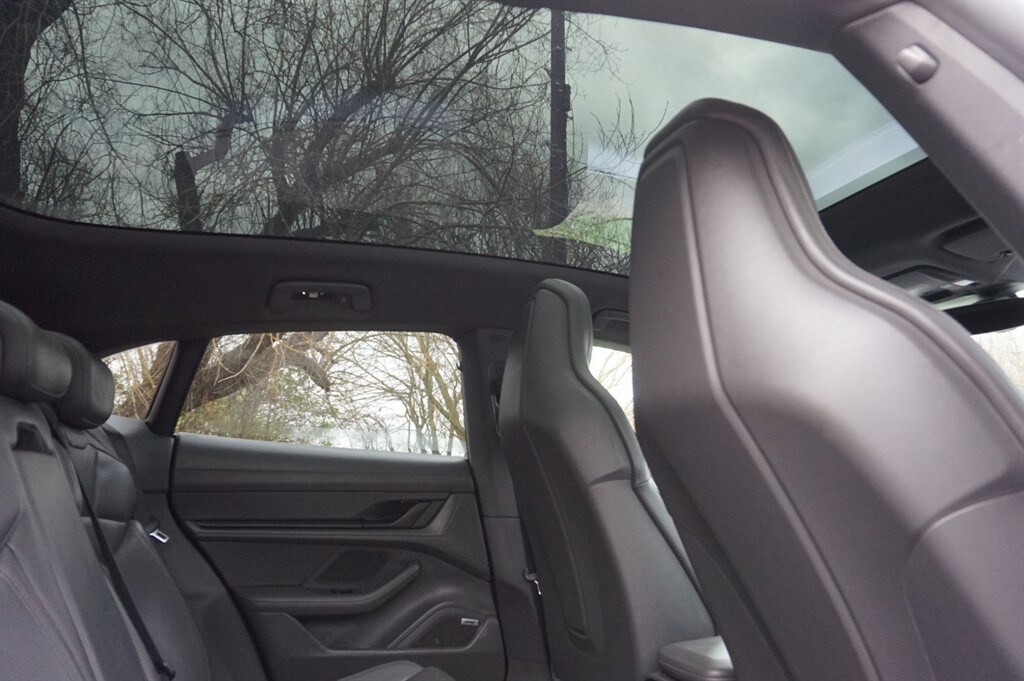 Used Porsche Taycan 2023 for sale - 77726488: Photo 21