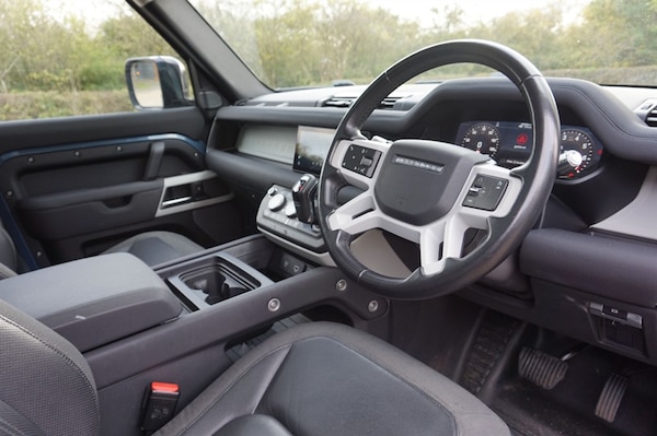 Used Land Rover Defender 2020 for sale - 76248651: Photo 5