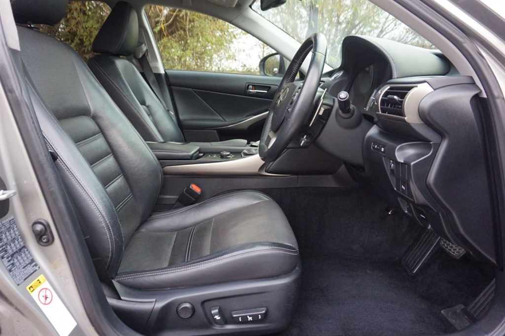 Used Lexus IS 2014 for sale - 76717649: Photo 24