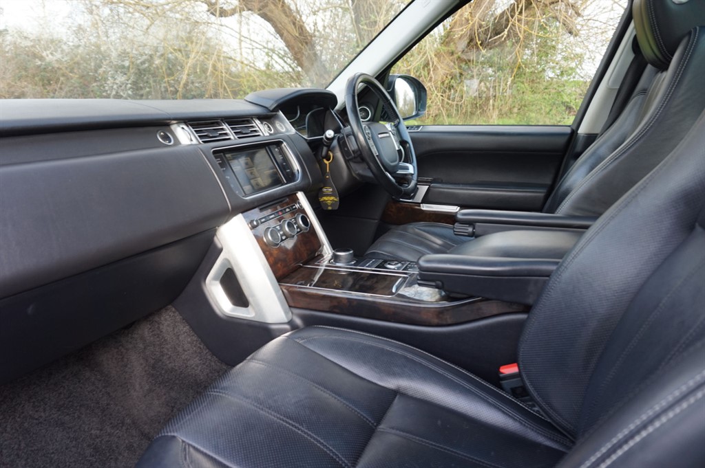 Used Land Rover Range Rover 2015 for sale - 77841886: Photo 18